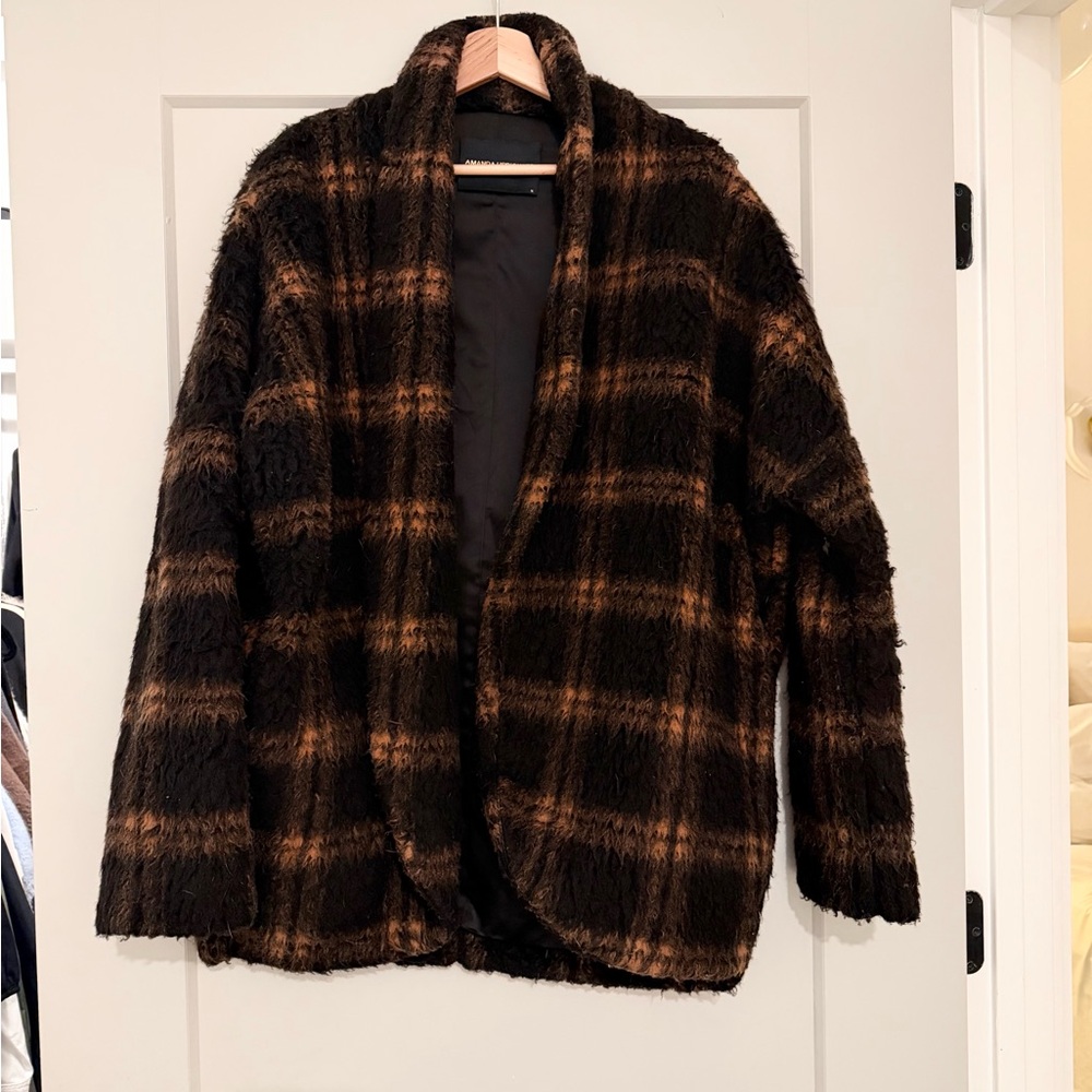 AMANDA UPRICHARD Aspen Furry Fuzzy
Plaid Oversized Winter Coat